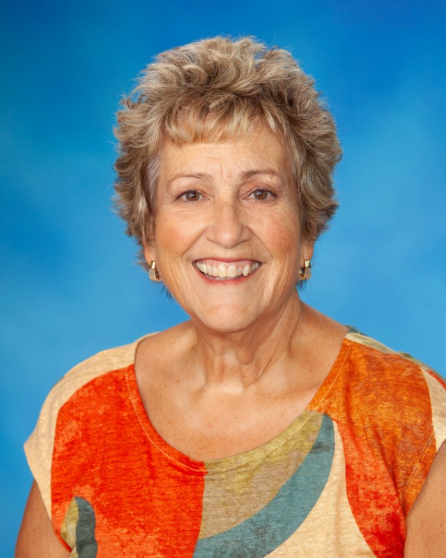 Esther Breier