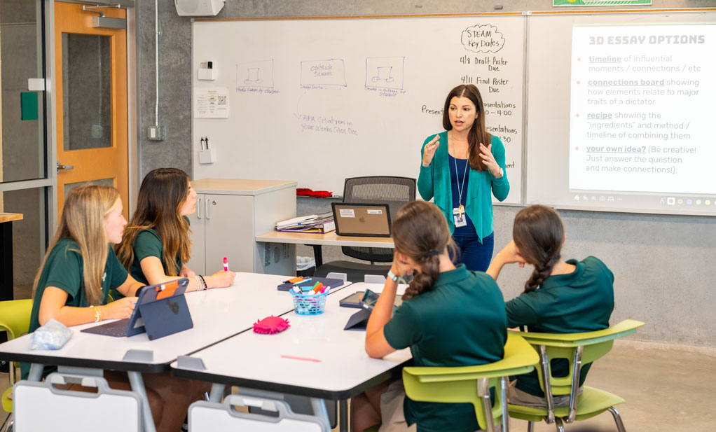 Casey Giroud teaching middle school makerspace