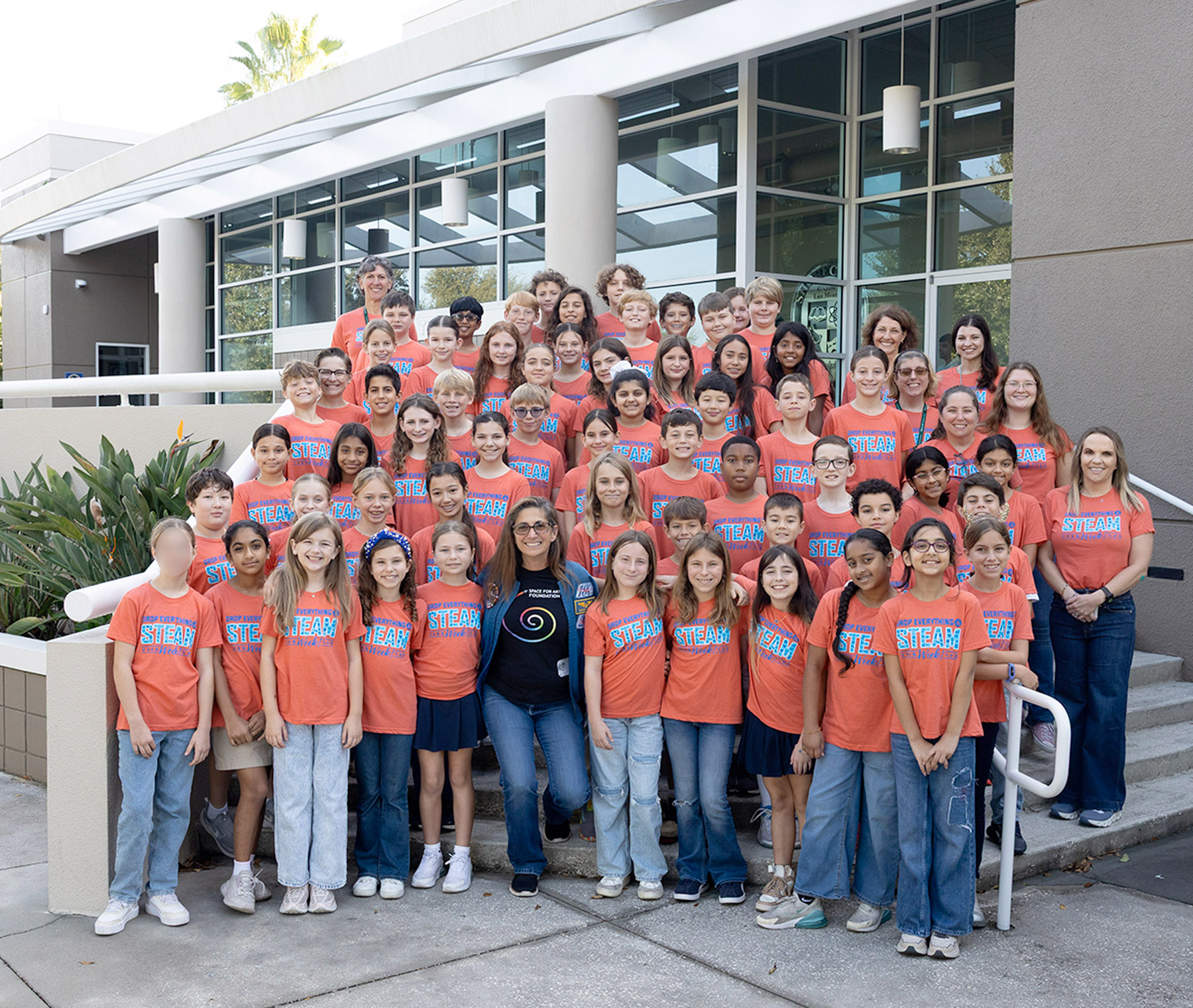 fifth graders with astronaut Nicole Stott